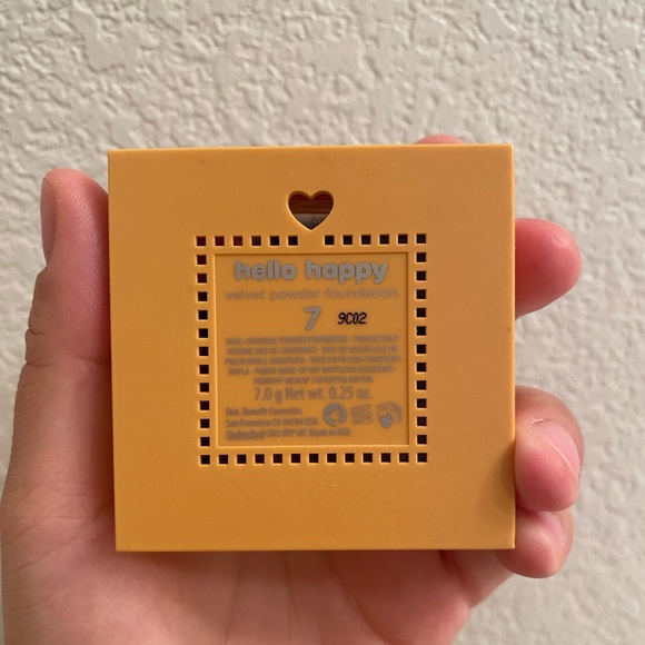 Benefit Powder - Picture 5 of 6